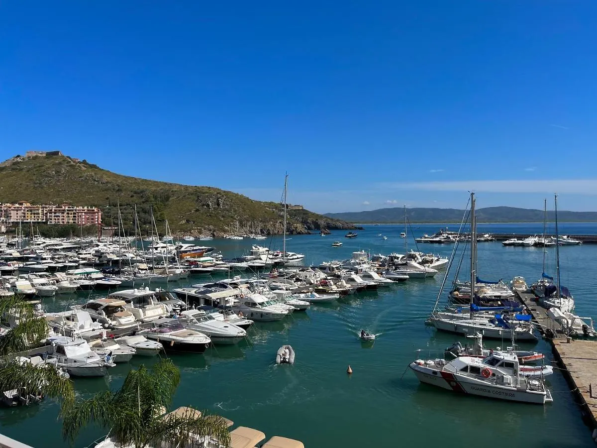 Porto Ercole Elegant Harbour View Apartment