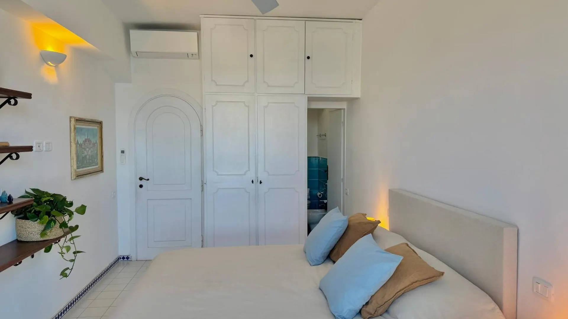 Porto Ercole Elegant Harbour View Apartment Italy