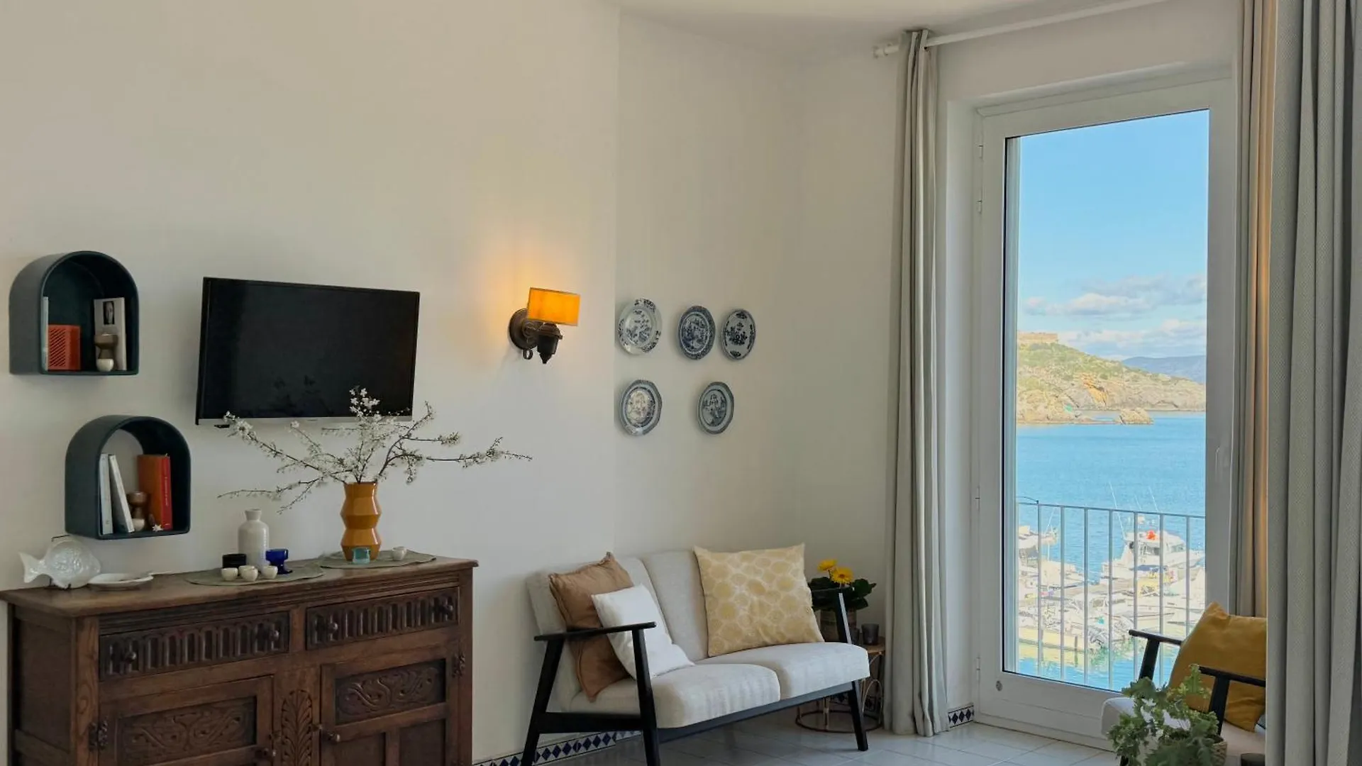 Porto Ercole Elegant Harbour View Apartment